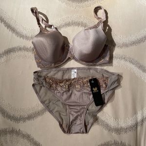 Wacoal Bra and Panty Set